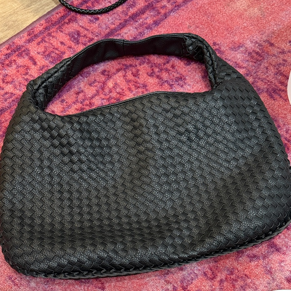 Elegant Black Woven Women's Bag